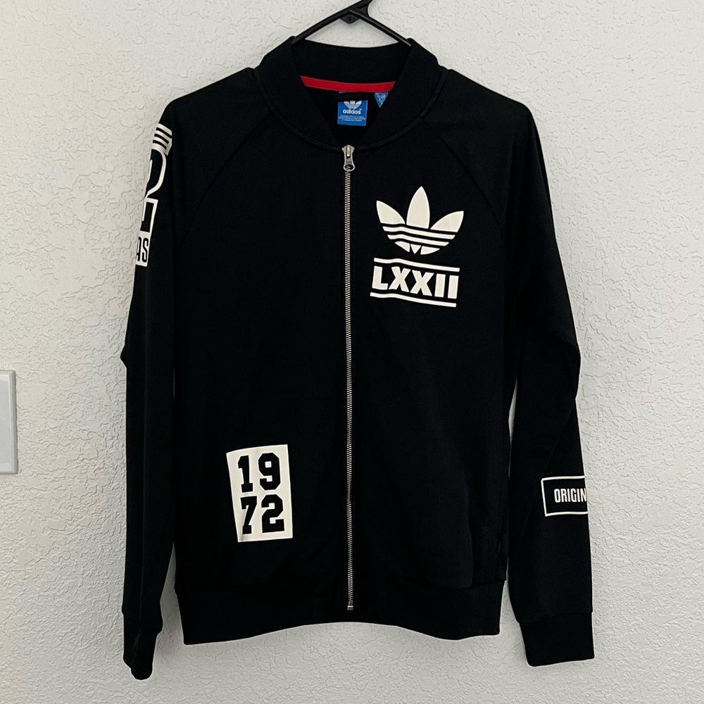 Adidas zipped jacket
